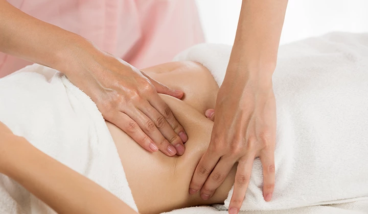 Bauchmassage Bei Blähungen können Bauchmassagen helfen